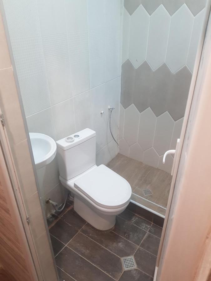 Solo Budget Apartment Tbilisi Exterior photo