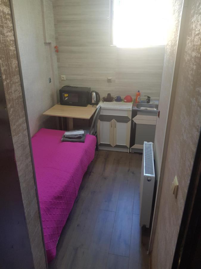 Solo Budget Apartment Tbilisi Exterior photo